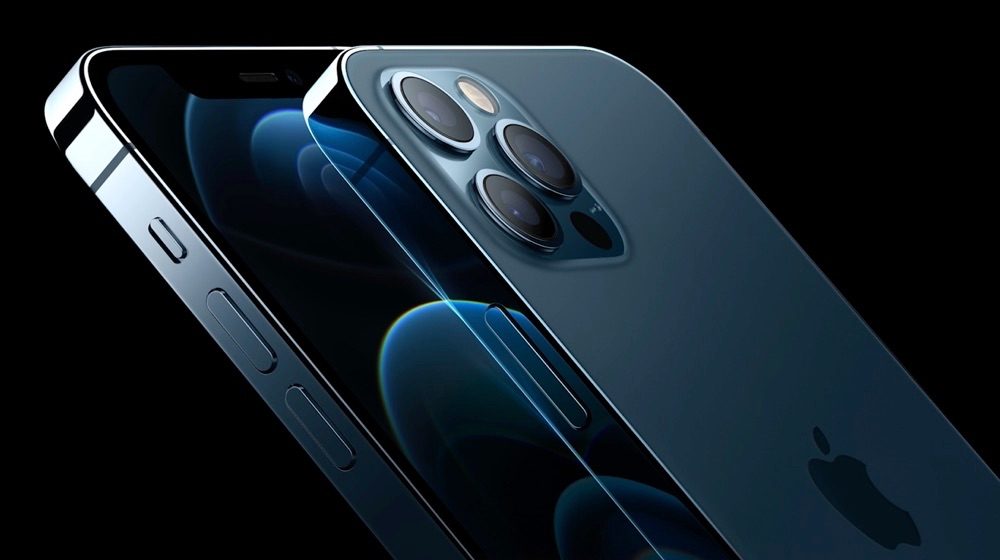 iPhone 12 Pro in blauw.