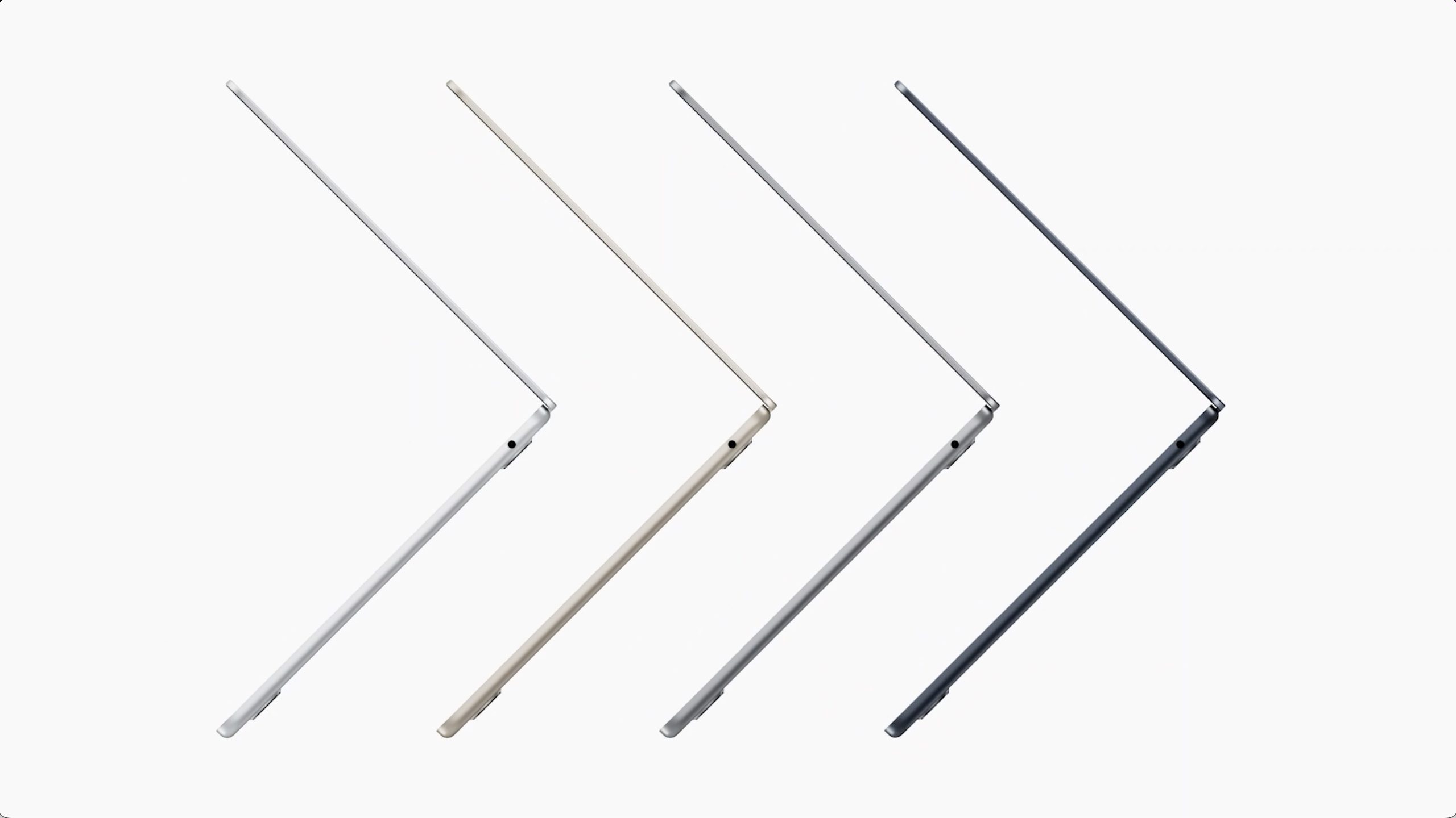 MacBook Air 2022 vanaf de zijkant.